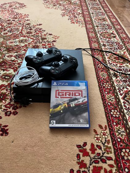 Play Station 4