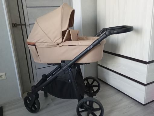 Продаётся коляска