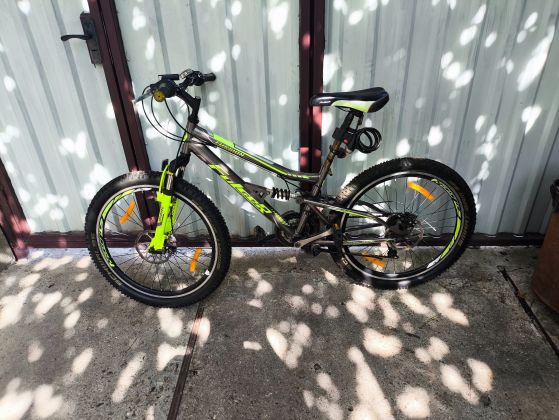 Продам велосипед Trek Fusion S
