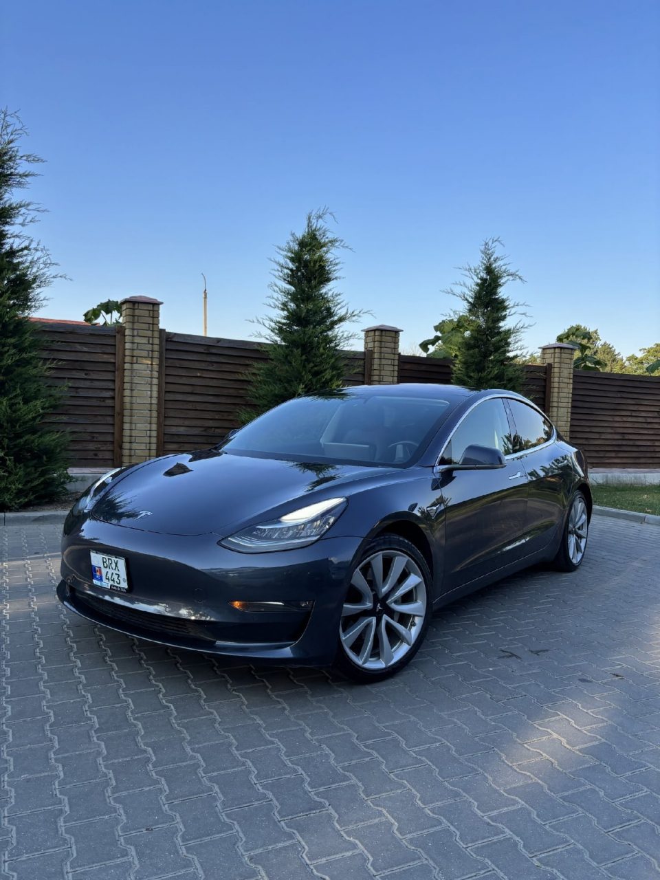 Tesla Model 3 Long Range RWD — редкая конфигурация 85kW — 1/7