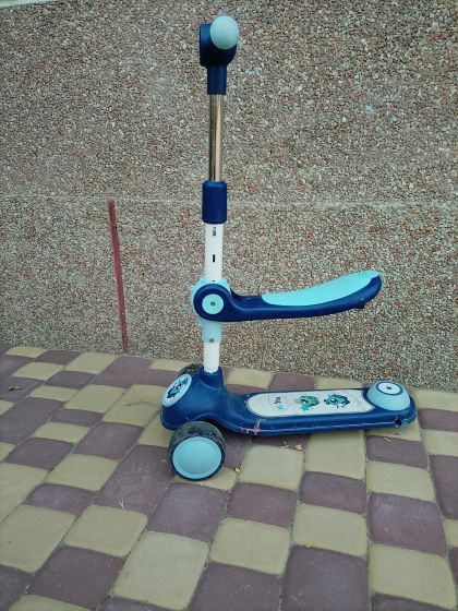 Продам самокат 2в1