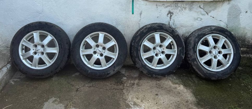 Продам  легкосплавные диски R15