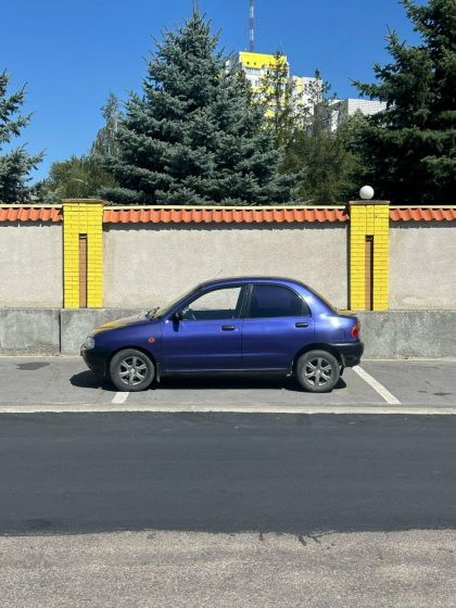 Mazda 121