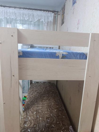 Детская двухъярусная кровать