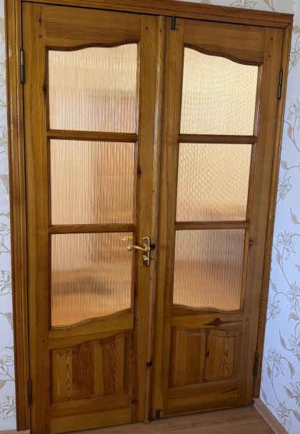 Продам межкомнатные двери