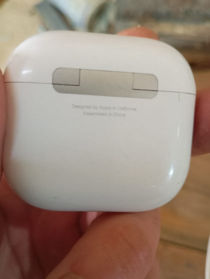 Наушники iPhone в хорошем состоянии