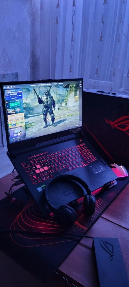 Asus ROG Strix