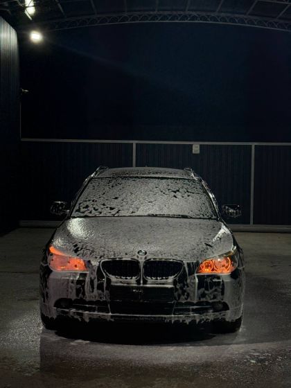 BMW e61
