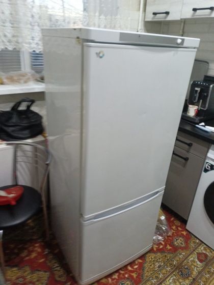 Продам холодильник