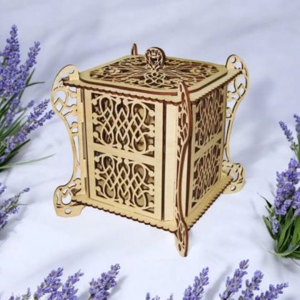 Шкатулка резная ажурная