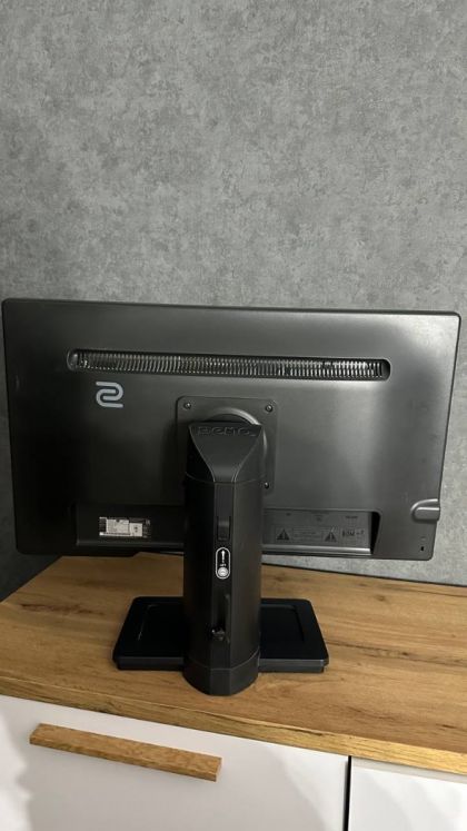 Продам игровой монитор BenQ Zowie