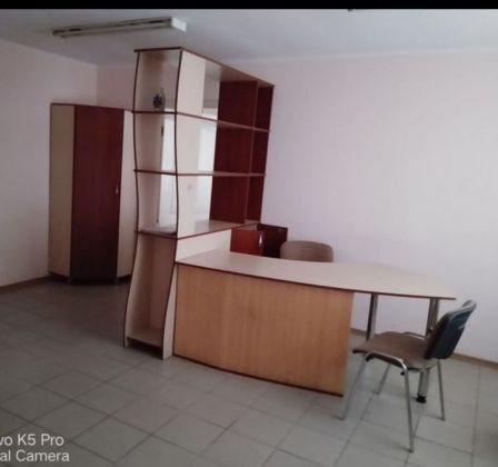 Продам офисную мебель.