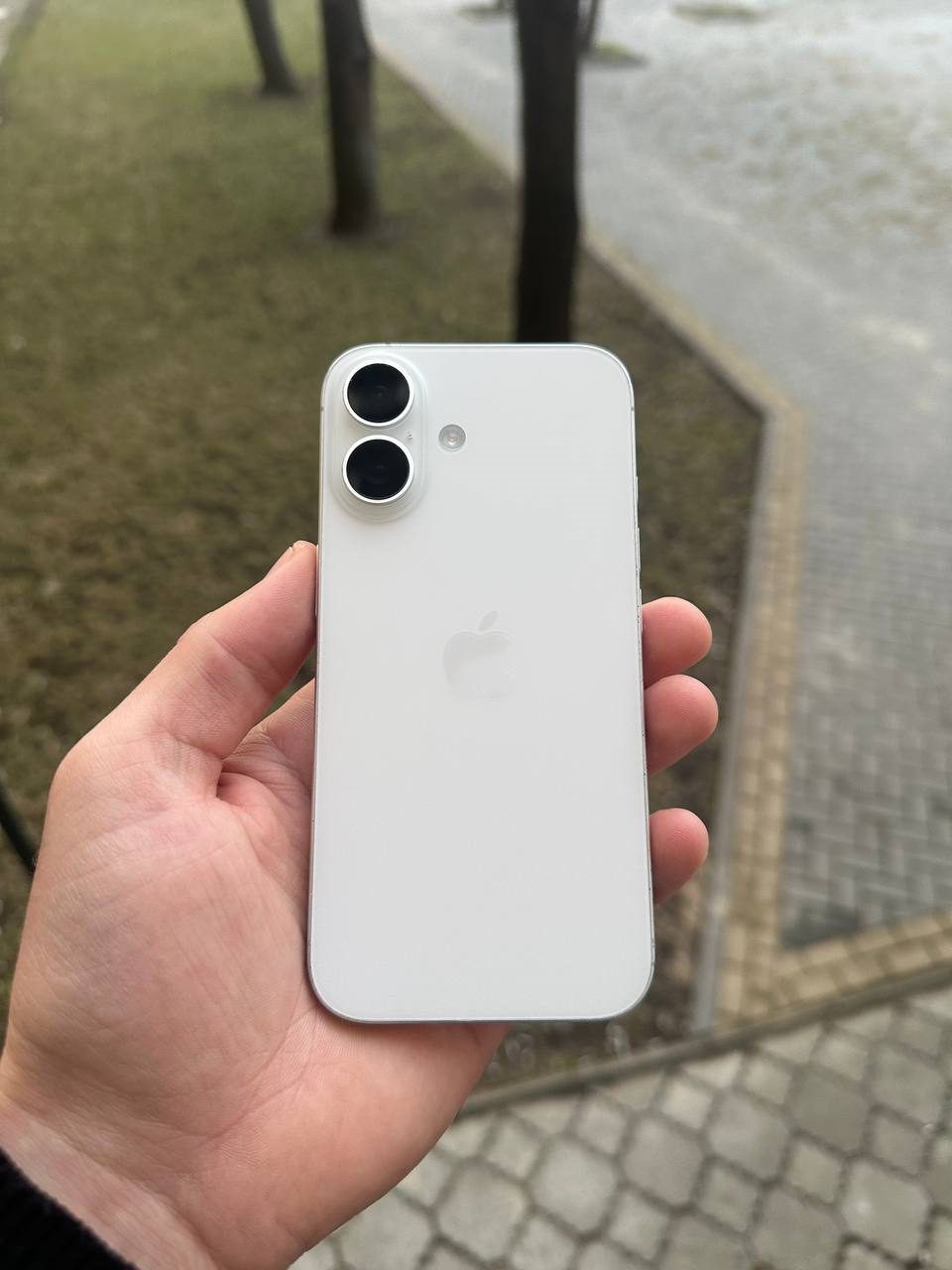 iPhone 16  128GB - Рассрочка / Гарантия — 1/7