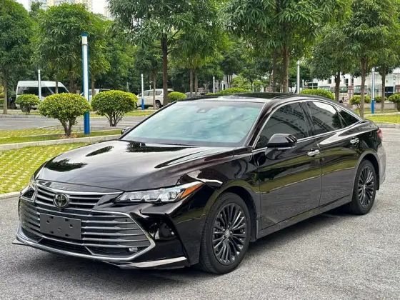 Комплектующие кузовные детали Тойота Авалон 2019г