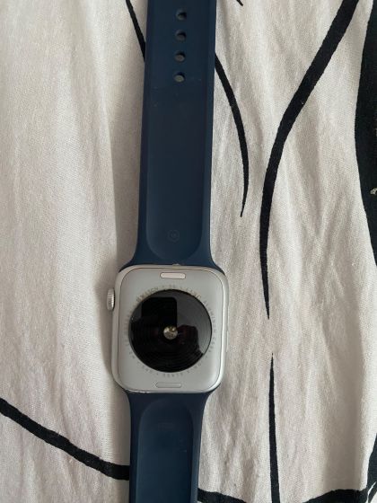 Apple Watch SE 2-го поколения (44mm) - идеал